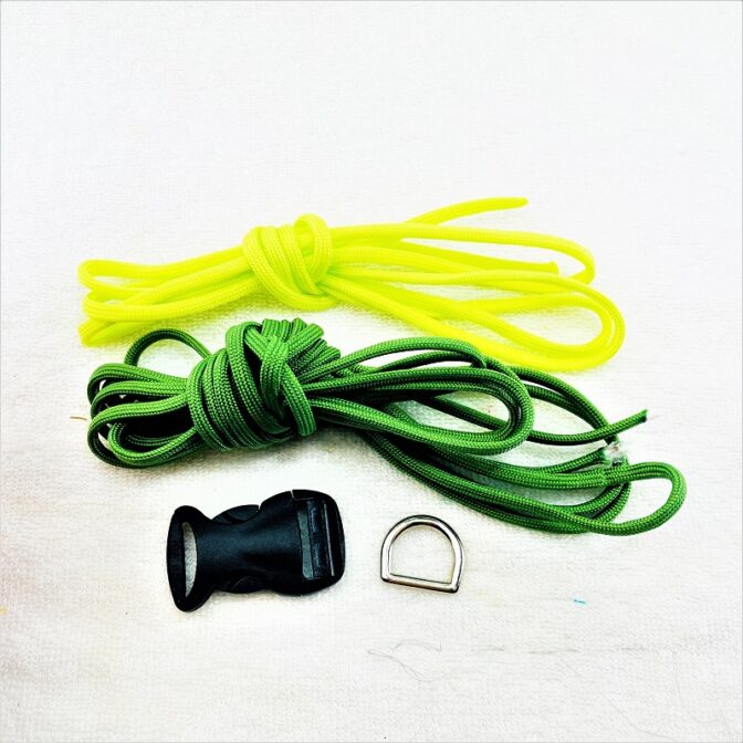 [公式]パラコード#166マクラメ編み グリーンとライトグリーンの小型、中型犬用首輪No198