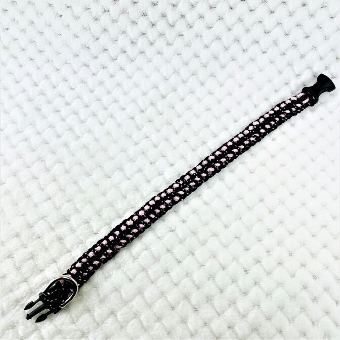 [公式]パラコードマクラメ編み＃167 ピンクと黒まだらの小型犬用首輪No197