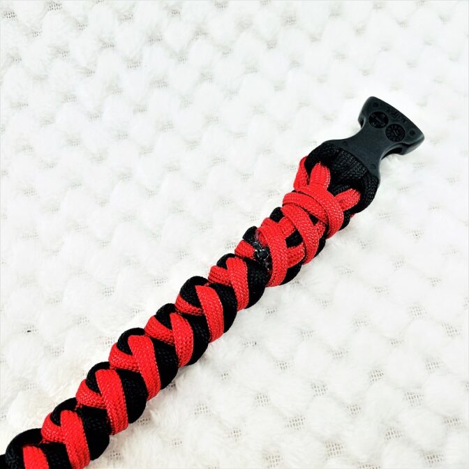 [公式]パラコードマクラメ編み赤と黒の猫と犬首輪No207