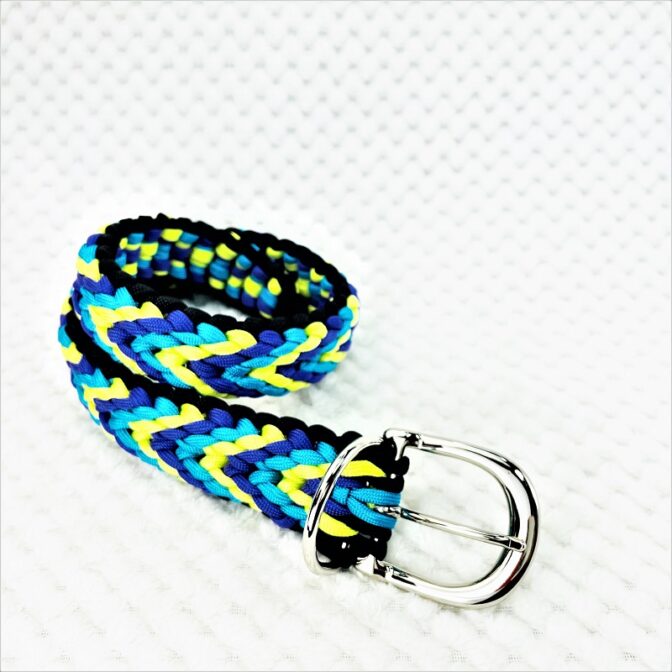 [キット]パラコード#171マクラメ編み ターコイズ・ライトグリーン・紫と黒の中型・大型犬首輪