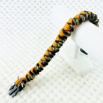 [公式]パラコードマクラメ編みオレンジと茶まだらの猫と犬首輪No208