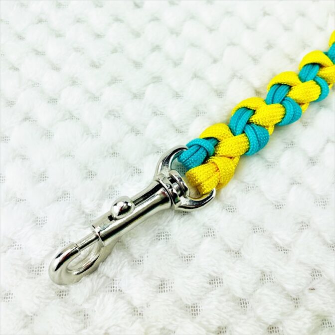 [公式]パラコードNo209マクラメ編み 両片結びリード＆ハーネスのセット小型犬用(#173)