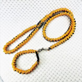 [公式]No208マクラメ編みオレンジと茶まだらの犬首輪&リードセット