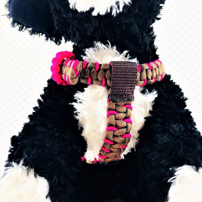 [公式]パラコードNo210マクラメ編み ハーネス(#10)