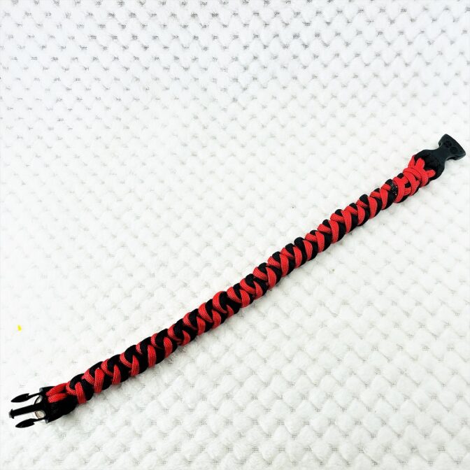 [公式]パラコードマクラメ編み赤と黒の猫と犬首輪No207