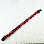 [公式]パラコードマクラメ編み赤と黒の猫と犬首輪No207