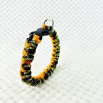 [公式]パラコードマクラメ編みオレンジと茶まだらの猫と犬首輪No208