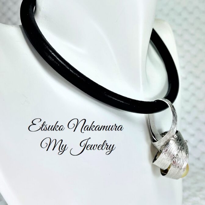 シルバーヘッド南洋バロックパールゴールドNH18