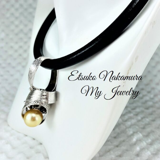 シルバーヘッド南洋バロックパールゴールドNH18