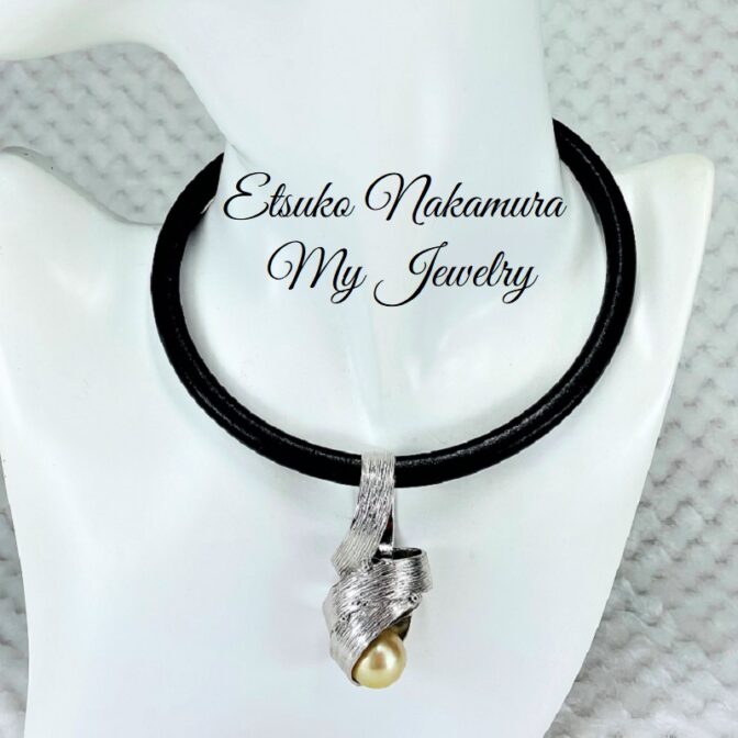 シルバーヘッド南洋バロックパールゴールドNH18