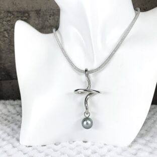 ト音記号のようなシルバー南洋バロックパールヘッドNH2