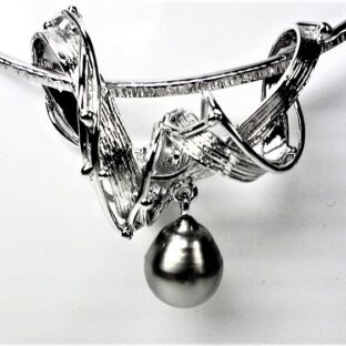 南洋バロック黒蝶パールシルバーヘッドNH20