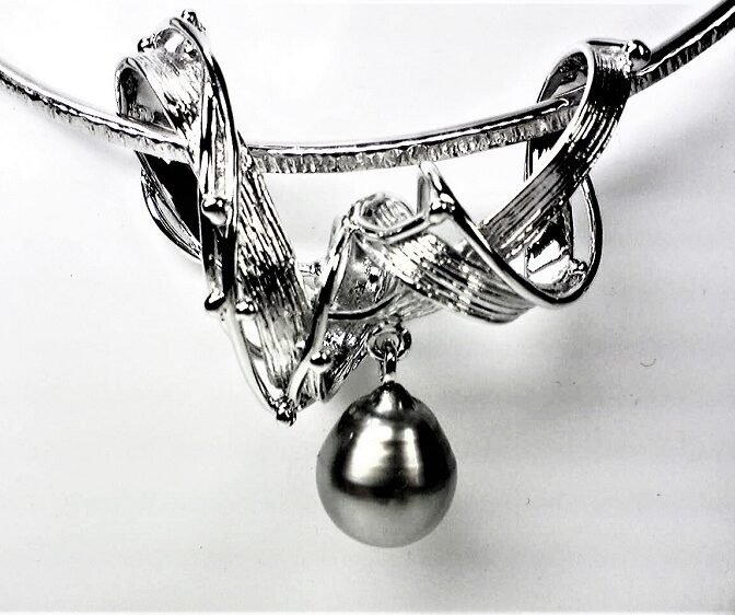 南洋バロック黒蝶パールシルバーヘッドNH20