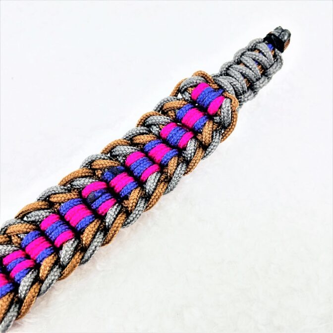 [公式]パラコード＃137マクラメ編みピンク紫グレー茶の小型犬用首輪No167