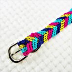 公式]パラコード＃146マクラメ編みピンク・ブルー・紫・黃まだらの小型犬用首輪No176