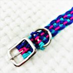 [公式]パラコード＃165 マクラメ編み ピンクとエメラルドグリーンと紫の小型犬用首輪No195