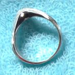 シルバーデザインリング寝かせて上向き画像