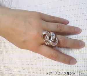 [洋服、ジュエリー]購入を我慢しがちではないですか？