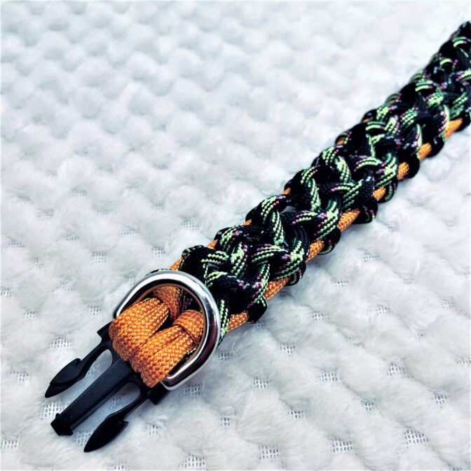 [公式]マクラメ編み#189 オレンジと緑まだらの小型犬用首輪