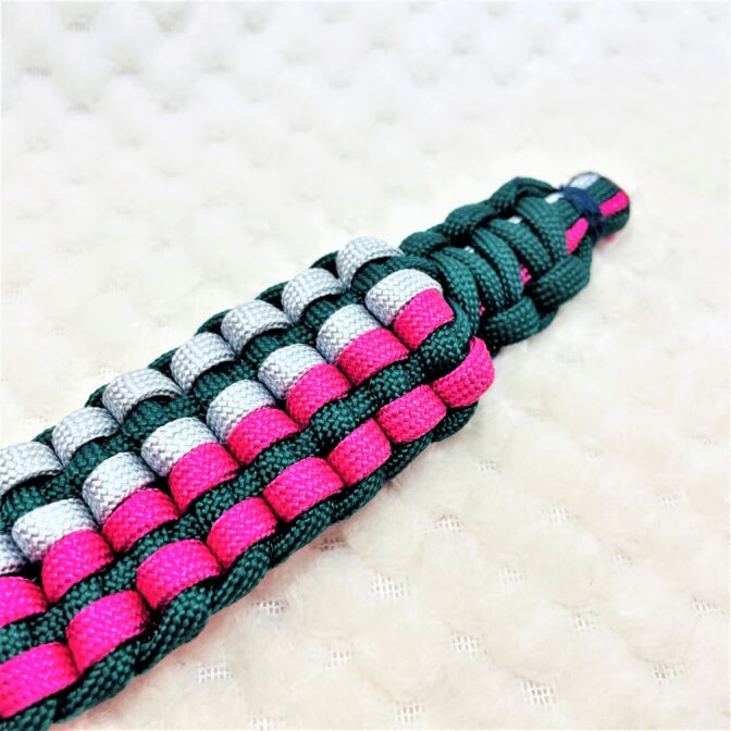 「公式」マクラメ編み＃196 クロスが2列並び中型・大型犬用首輪