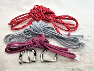 [パラコードでマクラメ編み]＃200 赤まだらとグレーのサイズフリー首輪