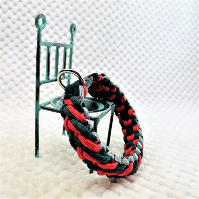 [パラコードでマクラメ編み]＃202 3色使いの小型犬首輪作り方