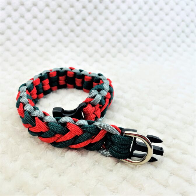 [パラコードでマクラメ編み]＃202 3色使いの小型犬首輪作り方