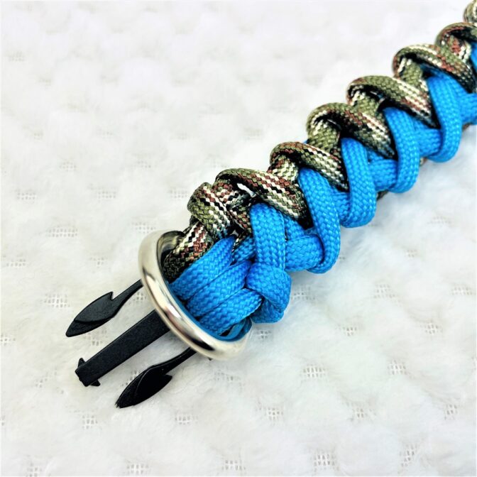 [公式]パラコードでマクラメ編み＃208　ターコイズブルー＆茶まだらの小型犬用首輪