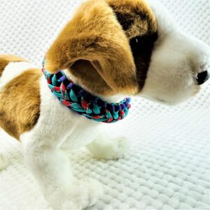 [パラコードでマクラメ編み]＃210　変則的ロープ刺し編み小型犬首輪