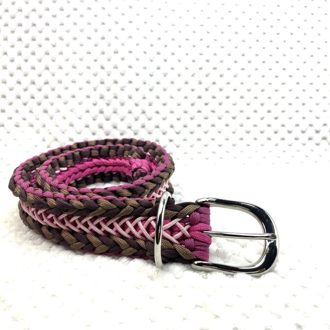 [公式]マクラメ編み＃215 ハッピーバレンタイン中型・大型犬用首輪
