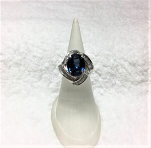 昔のリング捨てるに捨てられない、困ったジュエリーどこに相談したら・・・