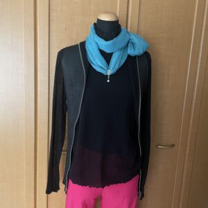 ロングスカーフにダイヤモンドヘッド