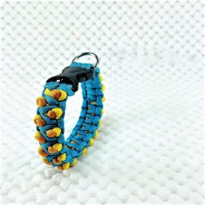 マクラメ編み首輪