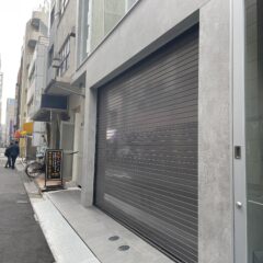 [ジュエリータウン御徒町]やはりクローズした店のシャッターが・・・