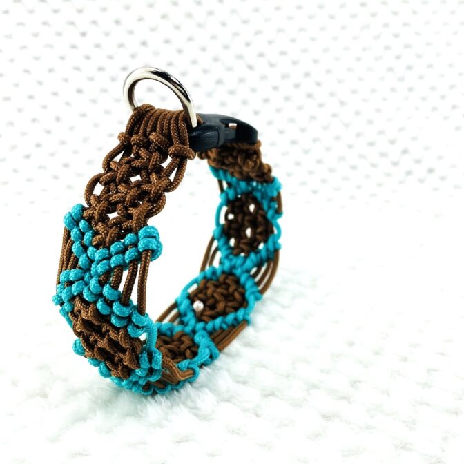 マクラメ編み犬首輪