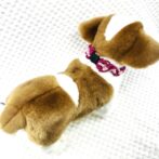 マクラメ編み猫首輪装着画像後ろ側