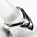 シルバーデザインリング横向き画像