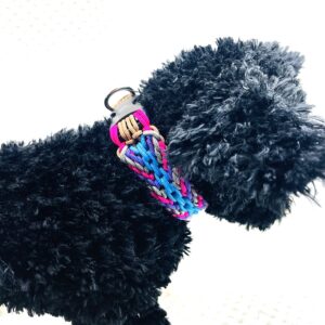 135サイズ調節可能ワンタッチ着脱首輪小型中型犬用 1 | エツコナカムラ・アクセサリーブランド|舞ジュエリー 犬が装着したマクラメ編み犬首輪