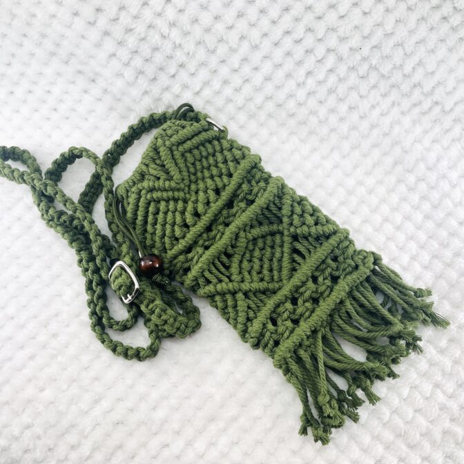 マクラメ編み携帯ショルダー・ポシェット