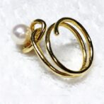 K18フリーサイズ淡水パールリングFPRs1後ろからの画像