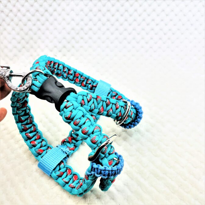 パラコード編みハーネス