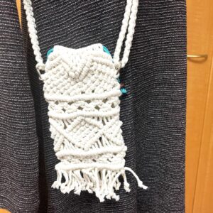 マクラメ編み携帯ポシェットアップ
