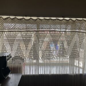 マクラメ編みタペストリー完成正面