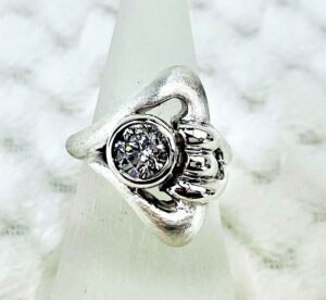 ダイヤ入りリングの完成リング