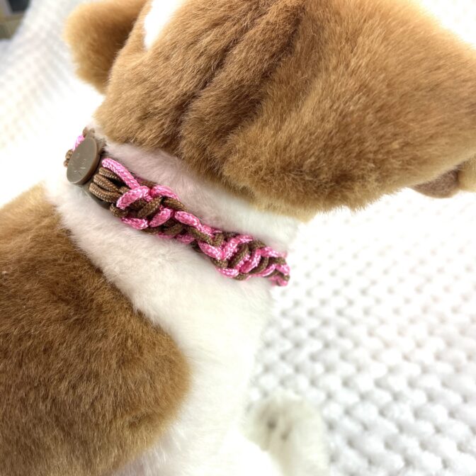 パラコード犬猫首輪横向きアップ