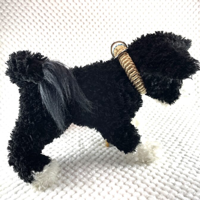 [公式]#275パラコード編み犬首輪中型犬用ゴールド色首輪装着