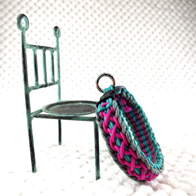 [公式]#277 「最後のモヒート」 小型犬バージョン立てかけた状態