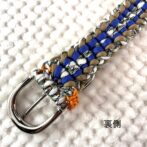 パラコード編み犬首輪金具の裏側