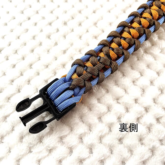 [公式]#286 パラコード首輪 中型・大型犬用 名称は「マンモスの牙」の裏側のパーツ部分