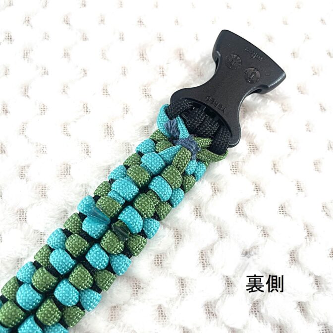 [公式]パラコード編み犬首輪#290 中型・大型犬首輪「ベンケイ」裏側パーツ反対側